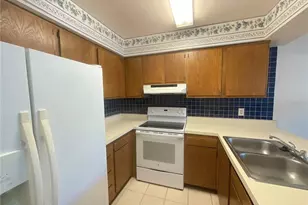 4345 SW 20th Ln, Gainesville, FL 32607 - Photo 9