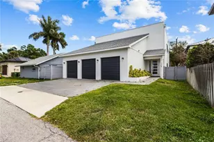 1755 7th St, Sarasota, FL 34236 - Photo 5
