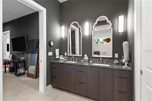 1755 7th St, Sarasota, FL 34236 - Photo 27
