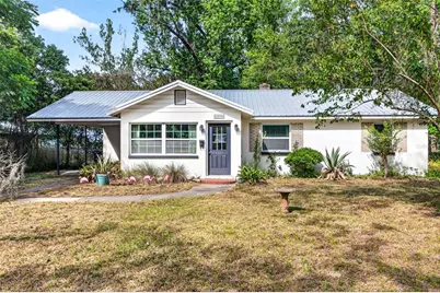 1006 NE 12th Avenue, Gainesville, FL 32601 - Photo 1