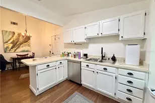 421 NW 48th Blvd, Gainesville, FL 32607 - Photo 3
