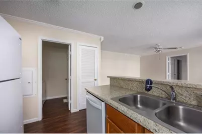 2905 SW Archer Road #S4024, Gainesville, FL 32608 - Photo 11