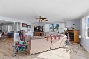 229 Lake Ida Point Dr, Interlachen, FL 32148 - Photo 25