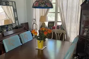 1231 NE 9th Street W, Gainesville, FL 32601 - Photo 5