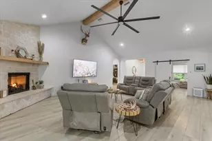 9061 Katherine Way, Fanning Springs, FL 32693 - Photo 5
