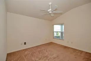 9188 SE 166th Sprung Ln, The Villages, FL 32162 - Photo 17