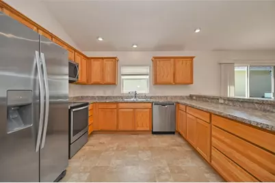 9188 SE 166th Sprung Lane, The Villages, FL 32162 - Photo 7