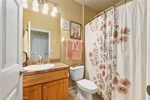 1257 SW 9th Rd, Gainesville, FL 32601 - Photo 21
