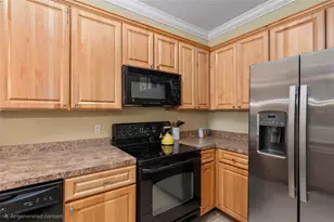 1257 SW 9th Rd, Gainesville, FL 32601 - Photo 15