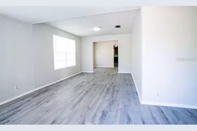 1424 NE 1st Avenue, Gainesville, FL 32641 - Photo 3
