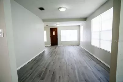 1424 NE 1st Avenue, Gainesville, FL 32641 - Photo 5