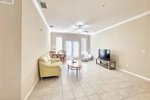 1185 SW 9th Rd, Gainesville, FL 32601 - Photo 13