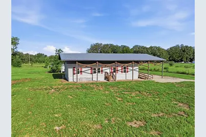 125 NW 40th Avenue, Bell, FL 32619 - Photo 1