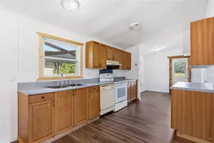 125 NW 40th Ave, Bell, FL 32619 - Photo 7