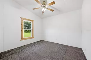 125 NW 40th Ave, Bell, FL 32619 - Photo 13