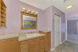 7805 38th Ct E, Sarasota, FL 34243 - Photo 31