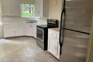 2721 SW 3rd Pl, Gainesville, FL 32607 - Photo 5