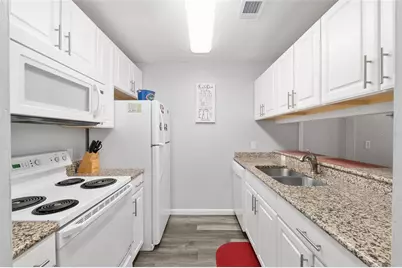 3800 SW 20th Avenue #505, Gainesville, FL 32607 - Photo 17