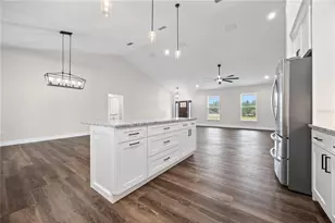 151 SW Scott Pl, Lake City, FL 32024 - Photo 9