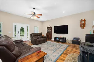8822 NW 170th St, Alachua, FL 32615 - Photo 11