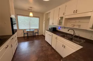 3028 NW 1st Ave, Gainesville, FL 32607 - Photo 9
