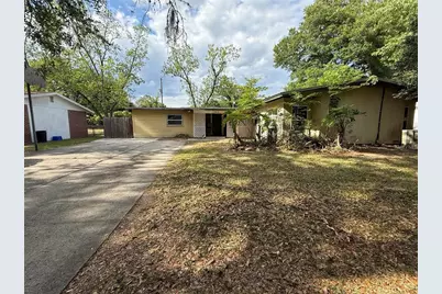 1610 NE 19th Place, Gainesville, FL 32609 - Photo 1