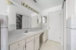 3716 SW 6th Pl, Gainesville, FL 32607 - Photo 25