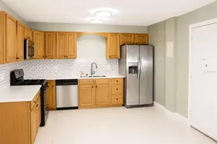 1700 SW 16th Ct, Gainesville, FL 32608 - Photo 9