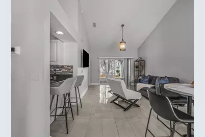 4700 SW Archer Road #2, Gainesville, FL 32608 - Photo 5