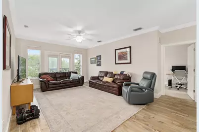 1185 SW 9th Road #405, Gainesville, FL 32601 - Photo 7