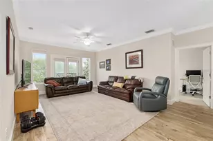 1185 SW 9th Rd, Gainesville, FL 32601 - Photo 7