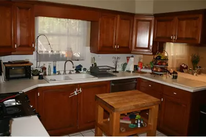 106 SW 38th Street, Gainesville, FL 32607 - Photo 7