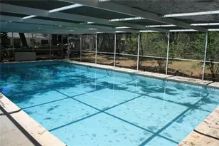 106 SW 38th St, Gainesville, FL 32607 - Photo 3