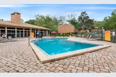 1810 NW 23rd Boulevard #Bldg 5, 211, Gainesville, FL 32605 - Photo 15