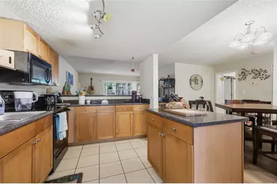 1810 NW 23rd Boulevard #Bldg 5, 211, Gainesville, FL 32605 - Photo 5