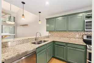 2738 NW 39th Dr, Gainesville, FL 32606 - Photo 7