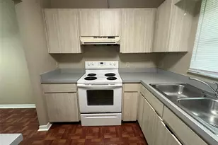2422 NW 4th Terrace, Gainesville, FL 32609 - Photo 5