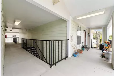 2360 SW Archer Road #811, Gainesville, FL 32608 - Photo 3