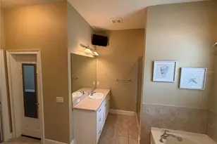 16747 NW 167th Pl, Alachua, FL 32615 - Photo 9