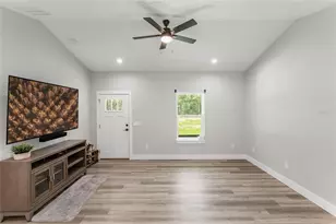 207 N Palmetto Ave, Florahome, FL 32140 - Photo 9
