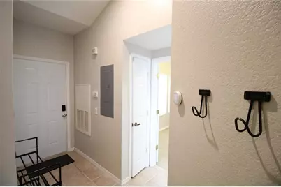 9158 SW 51st Road #J303, Gainesville, FL 32608 - Photo 5