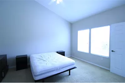 9158 SW 51st Road #J303, Gainesville, FL 32608 - Photo 17