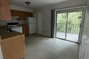 615 SW 11th Ln, Gainesville, FL 32601 - Photo 3