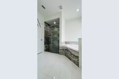 1885 SW 65th Drive, Gainesville, FL 32607 - Photo 11