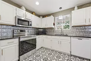 9702 SW 52 Ln, Gainesville, FL 32608 - Photo 11