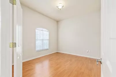8430 SW 10th Place, Gainesville, FL 32607 - Photo 15
