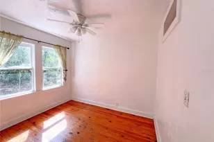 11716 NE 7th Ave, Gainesville, FL 32641 - Photo 7