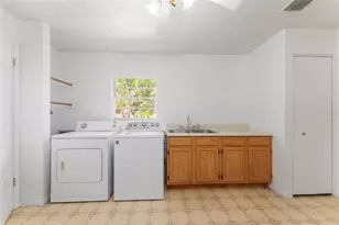 415 SE Adams St, High Springs, FL 32643 - Photo 23