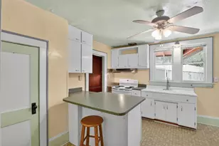 616 NE 7th St, Gainesville, FL 32601 - Photo 13