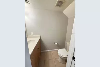 [Address not provided], Gainesville, FL 32601 - Photo 3